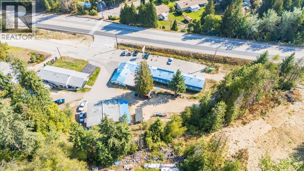 2100 Crestview Crescent, Castlegar, British Columbia  V1N 3B3 - Photo 3 - 10363815