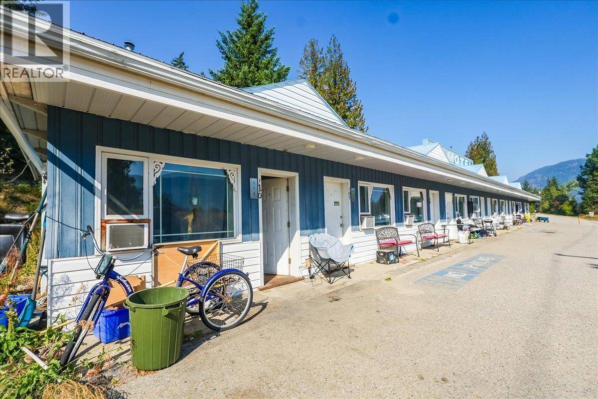 2100 Crestview Crescent, Castlegar, British Columbia  V1N 3B3 - Photo 50 - 10363815
