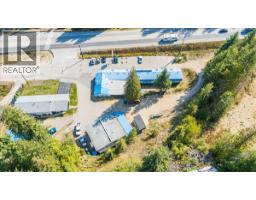 2100 Crestview Crescent, castlegar, British Columbia
