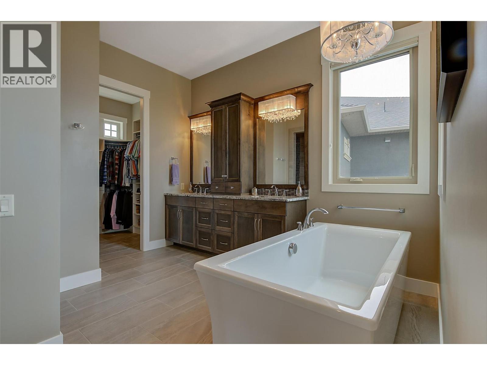 440 Lakepointe Drive, Kelowna, British Columbia  V1W 5K2 - Photo 28 - 10363479