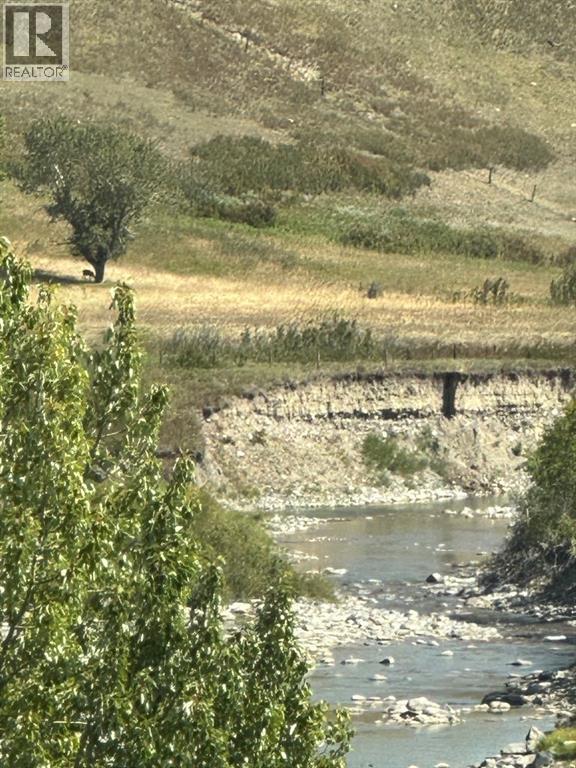 On Rr 290, Twin Butte, Alberta  T0K 1W0 - Photo 2 - A2224095