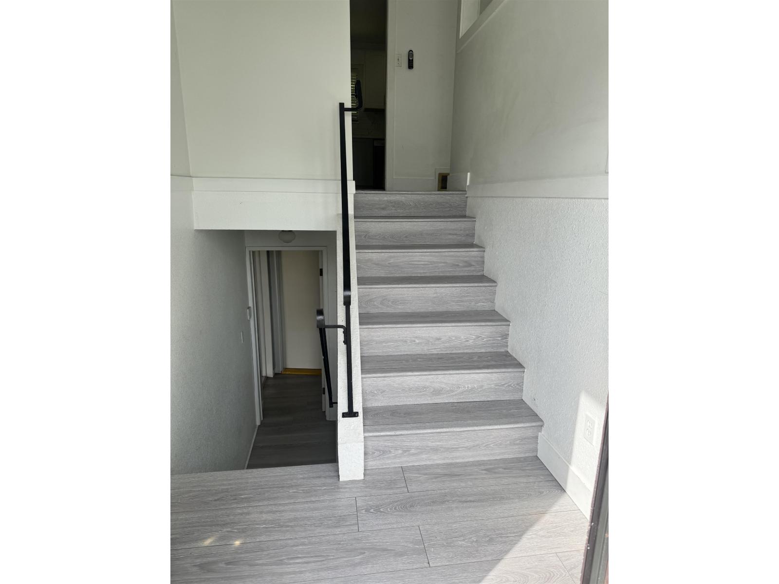 7031 115a Street, Delta, British Columbia  V4E 2E4 - Photo 3 - R3051935