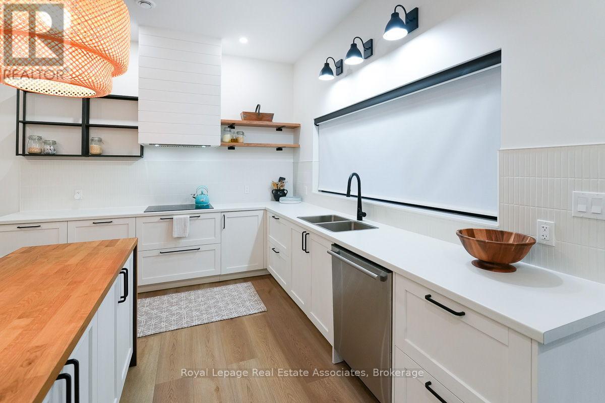 18 Tamarac Road, South Bruce Peninsula, Ontario  N0H 2T0 - Photo 11 - X12424870