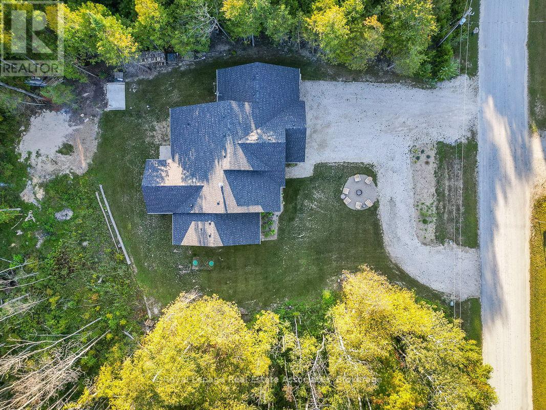 18 Tamarac Road, South Bruce Peninsula, Ontario  N0H 2T0 - Photo 31 - X12424870
