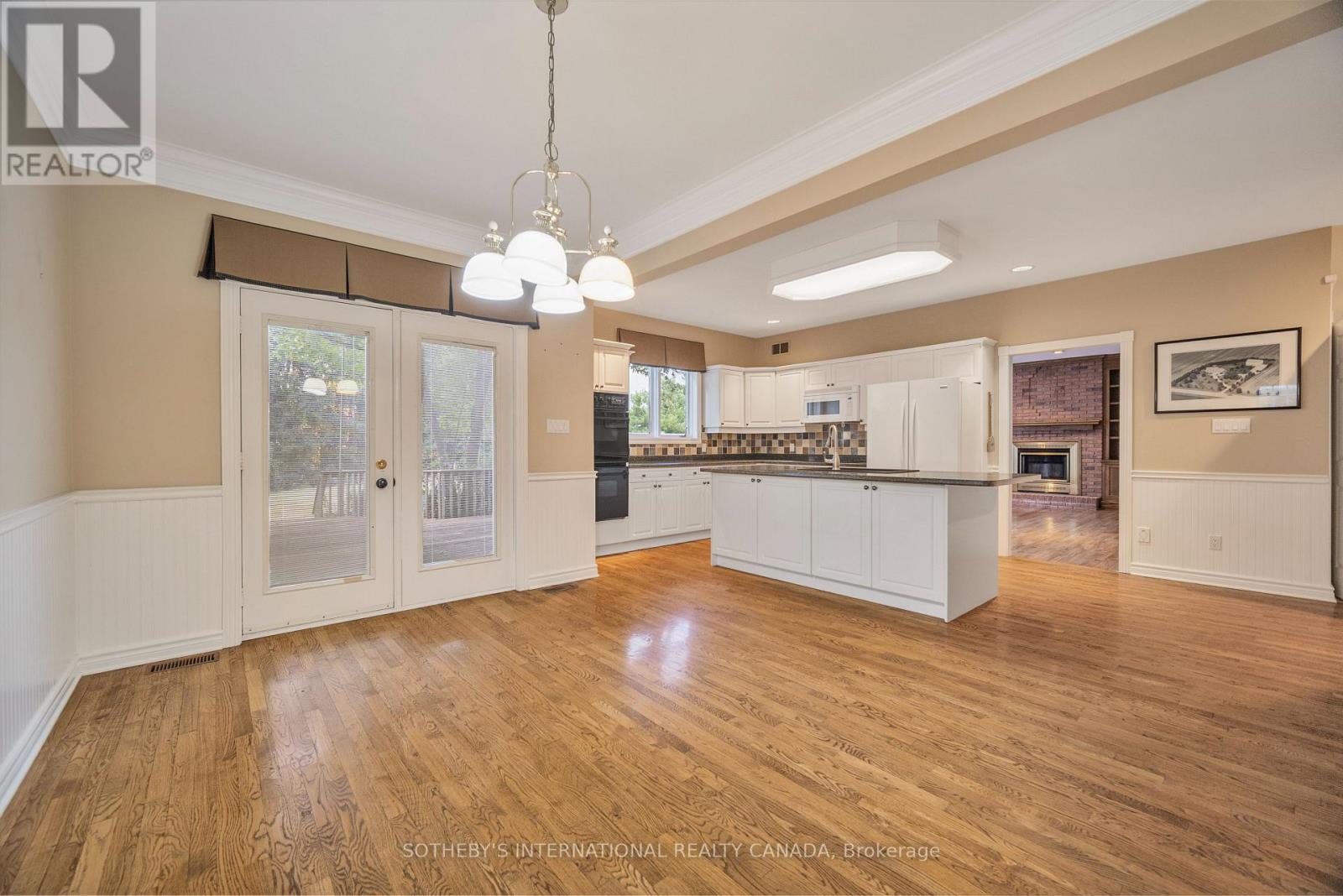 17606 Thorndale Road, Thames Centre, Ontario  N0M 2P0 - Photo 12 - X12424885