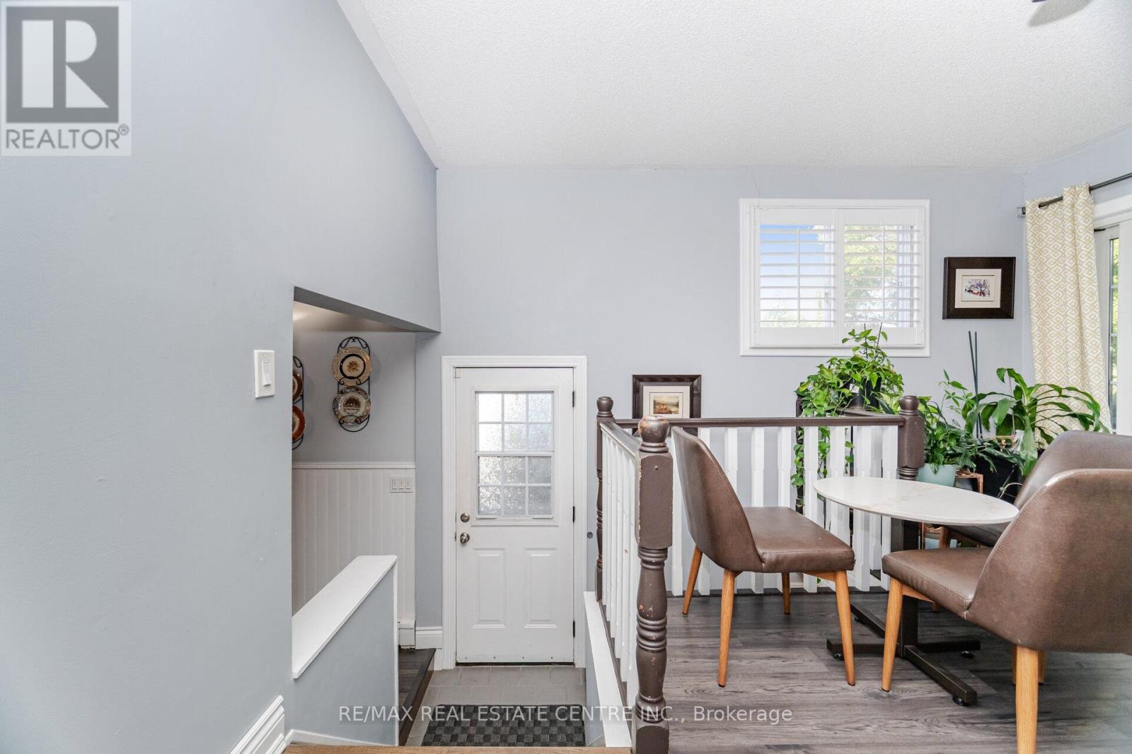91 E 44th Street, Hamilton, Ontario  L8T 3G9 - Photo 18 - X12424894