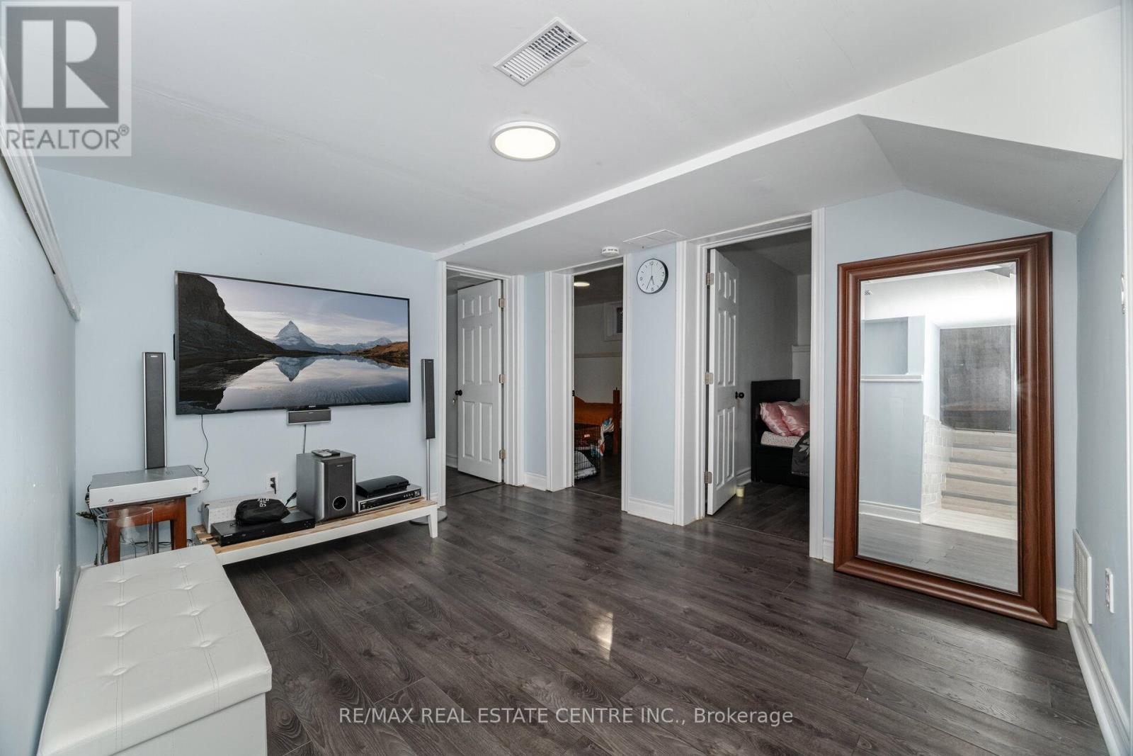 91 E 44th Street, Hamilton, Ontario  L8T 3G9 - Photo 40 - X12424894
