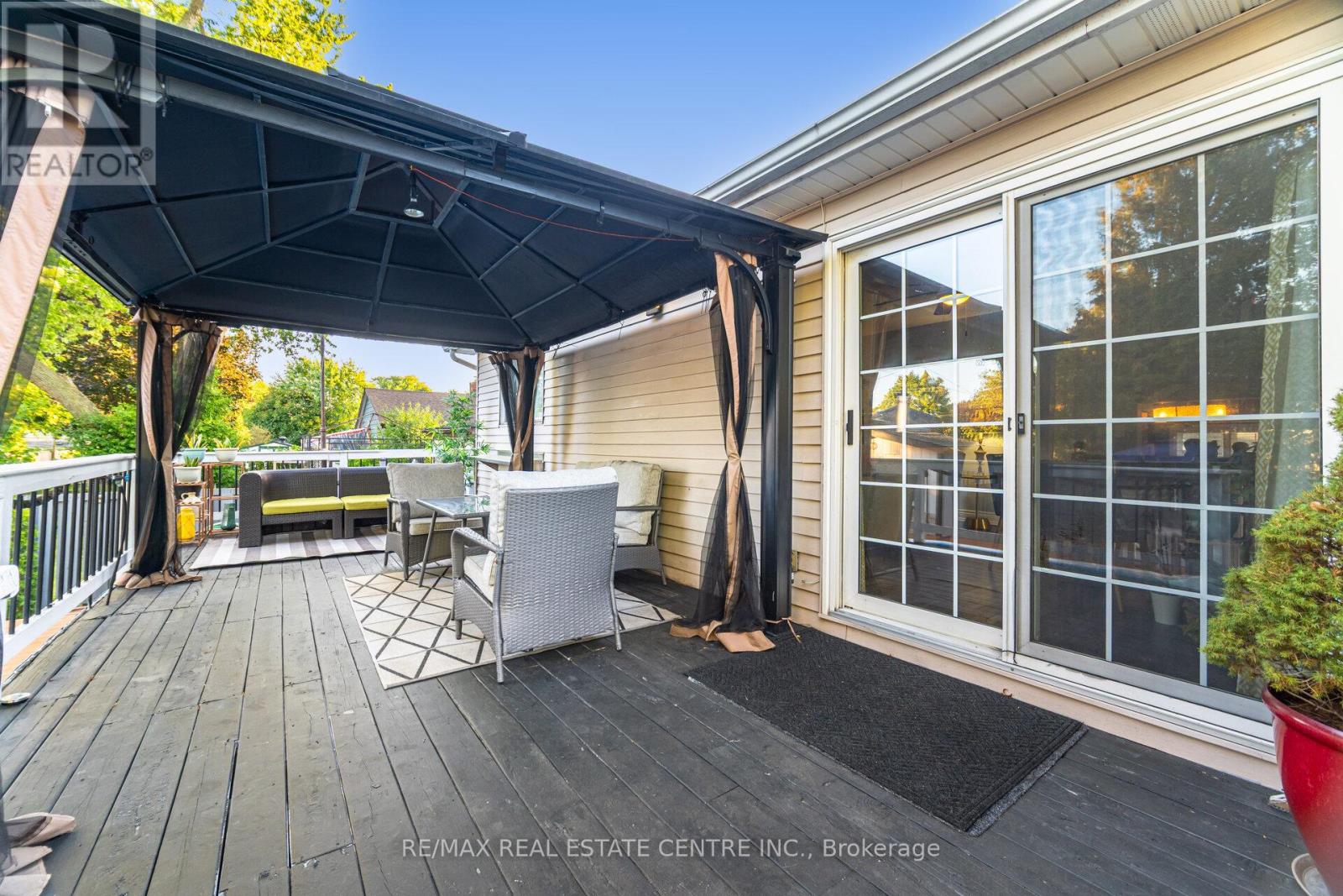 91 E 44th Street, Hamilton, Ontario  L8T 3G9 - Photo 44 - X12424894
