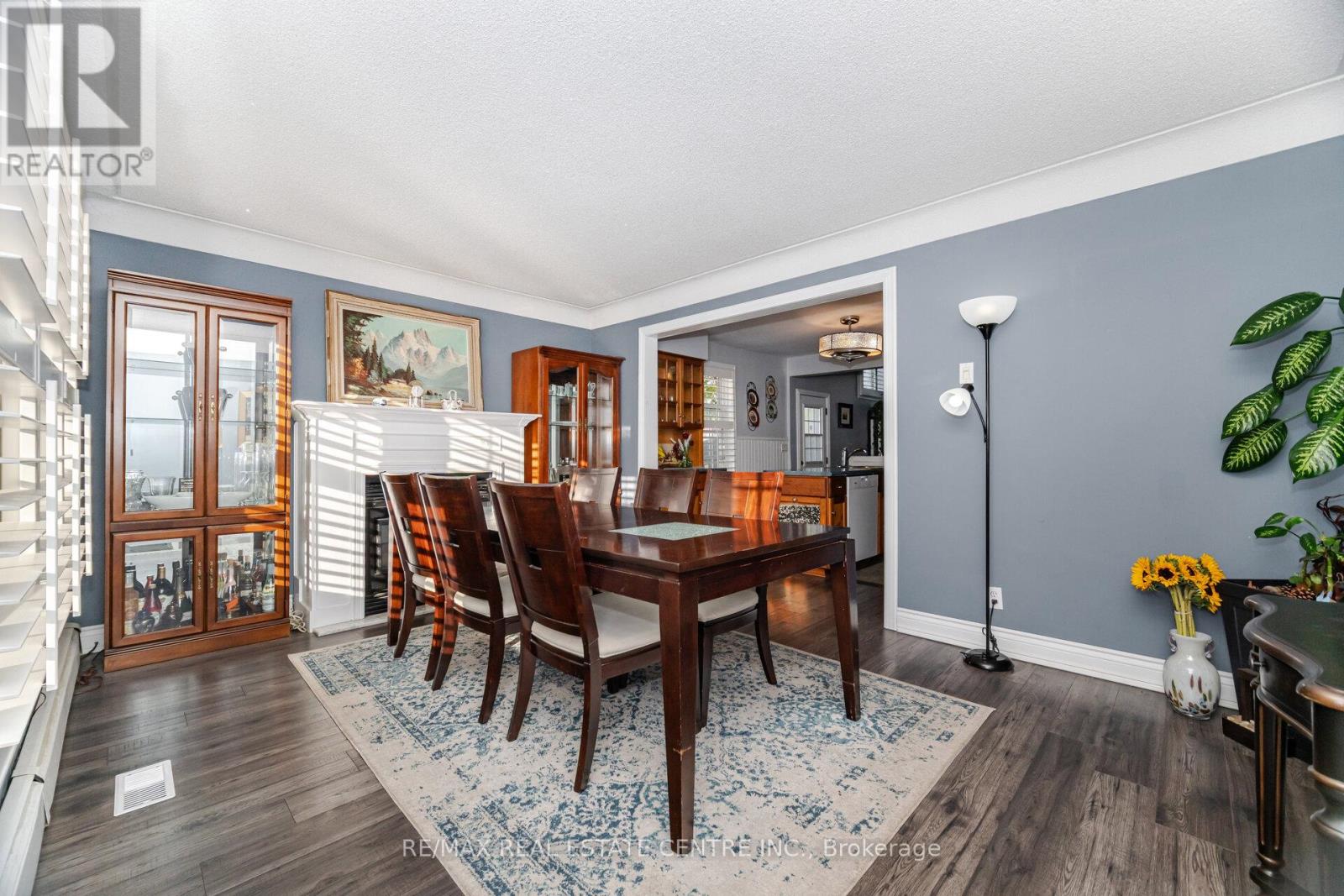 91 E 44th Street, Hamilton, Ontario  L8T 3G9 - Photo 7 - X12424894