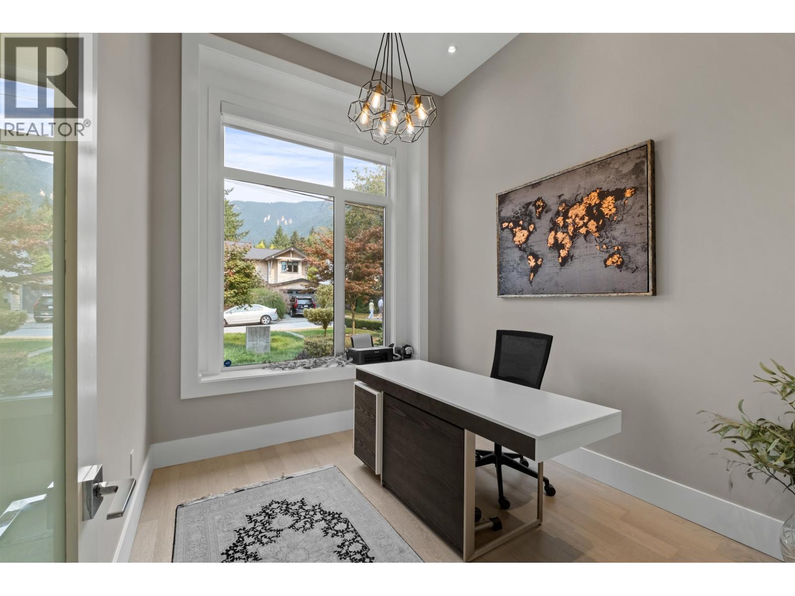 1033 Prospect Avenue, North Vancouver, British Columbia  V7R 2M6 - Photo 11 - R3051970