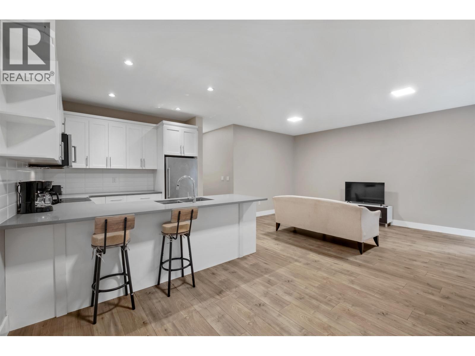 1033 Prospect Avenue, North Vancouver, British Columbia  V7R 2M6 - Photo 23 - R3051970