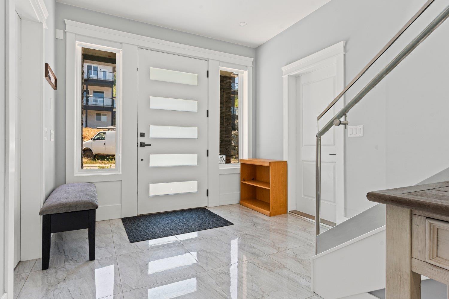 8214 Nixon Road, Eastern Hillsides, Chilliwack, British Columbia V4Z 0E4 - Photo 3 - R3051909