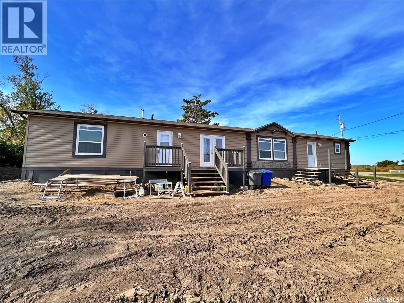 615 King Street, Wapella, Saskatchewan  S0G 4Z0 - Photo 2 - SK019269