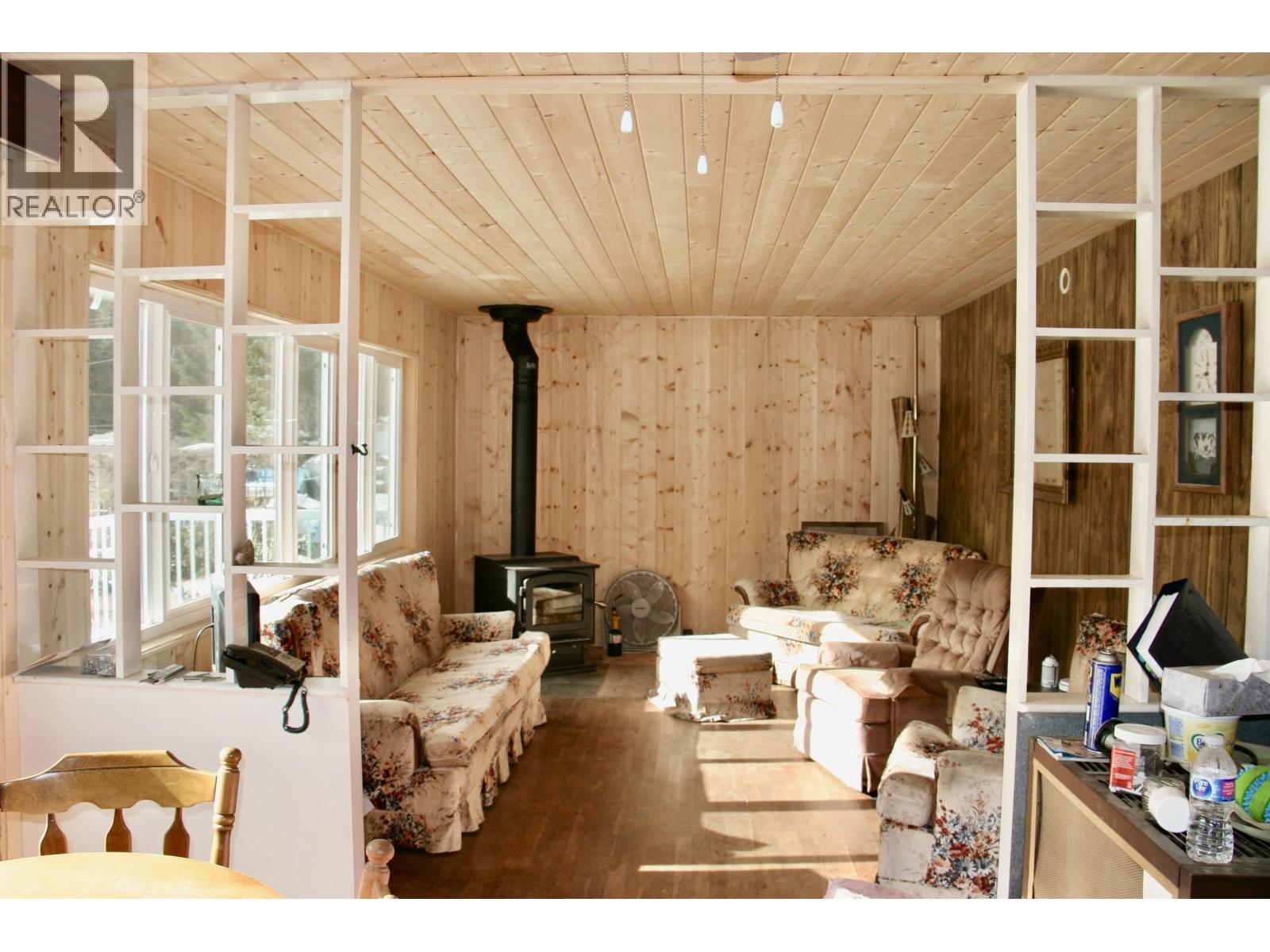 75 Highland Drive, Bella Coola, British Columbia  V0T 1P0 - Photo 11 - R3051214