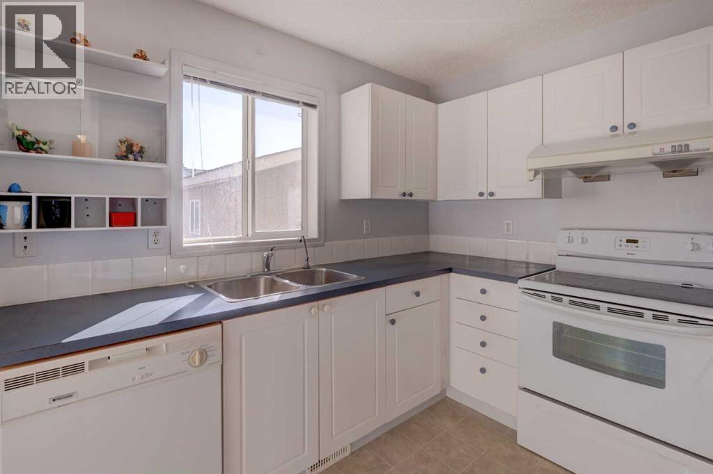179 Saddlemead Green Ne, Calgary, Alberta  T3J 4M8 - Photo 7 - A2259525