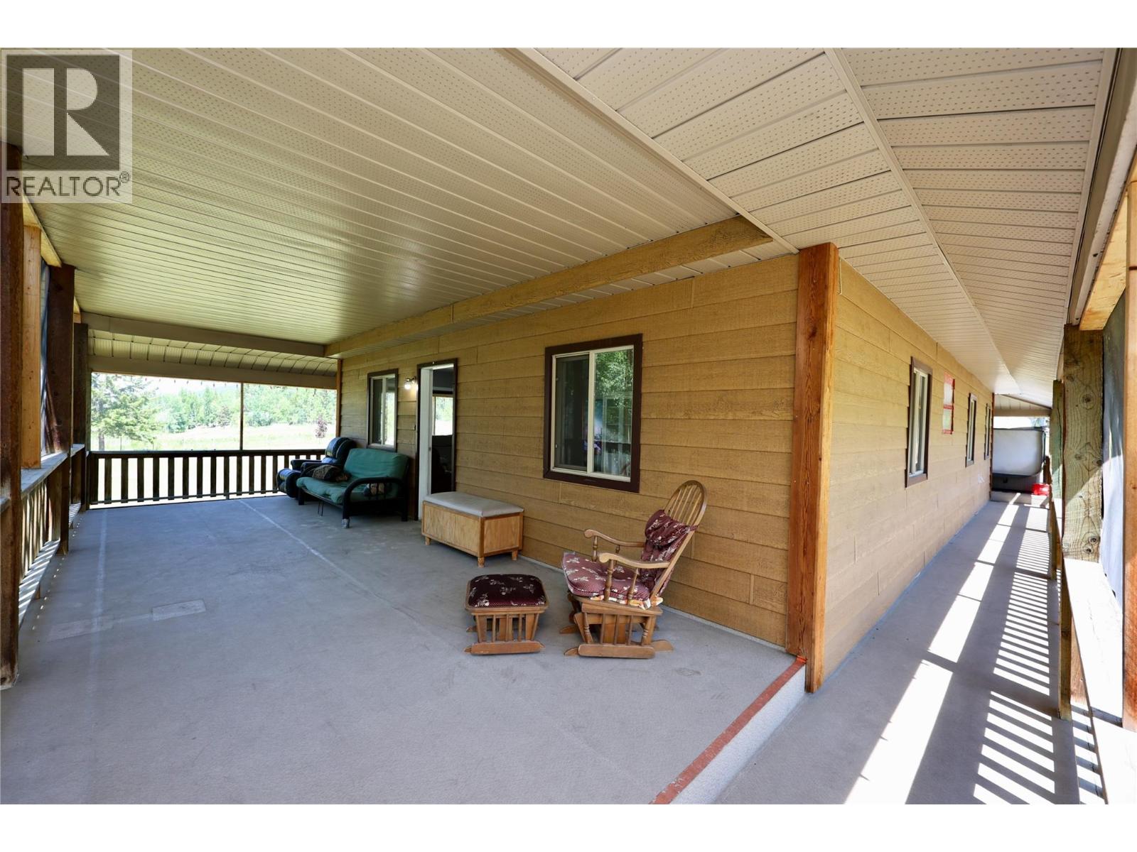 3049 95 Highway, Golden, British Columbia  V0A 1H2 - Photo 8 - 10351788