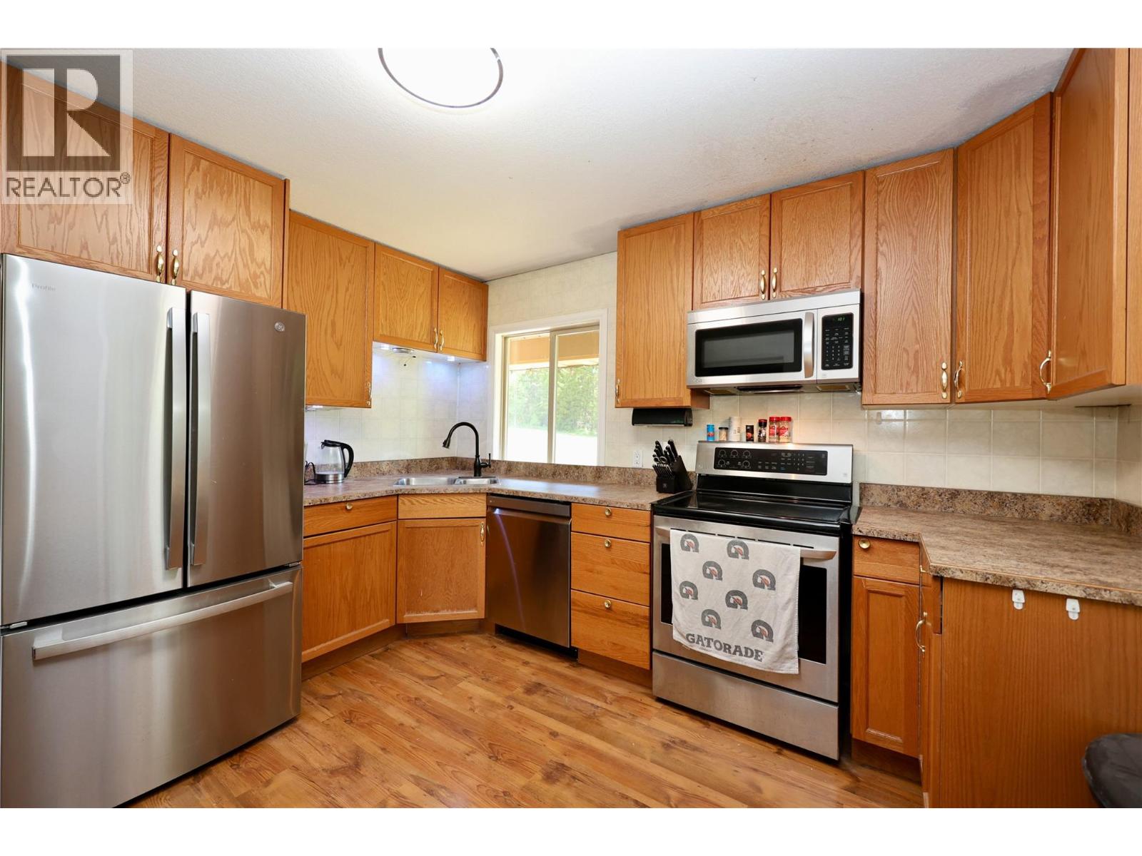 3049 95 Highway, Golden, British Columbia  V0A 1H2 - Photo 16 - 10351788