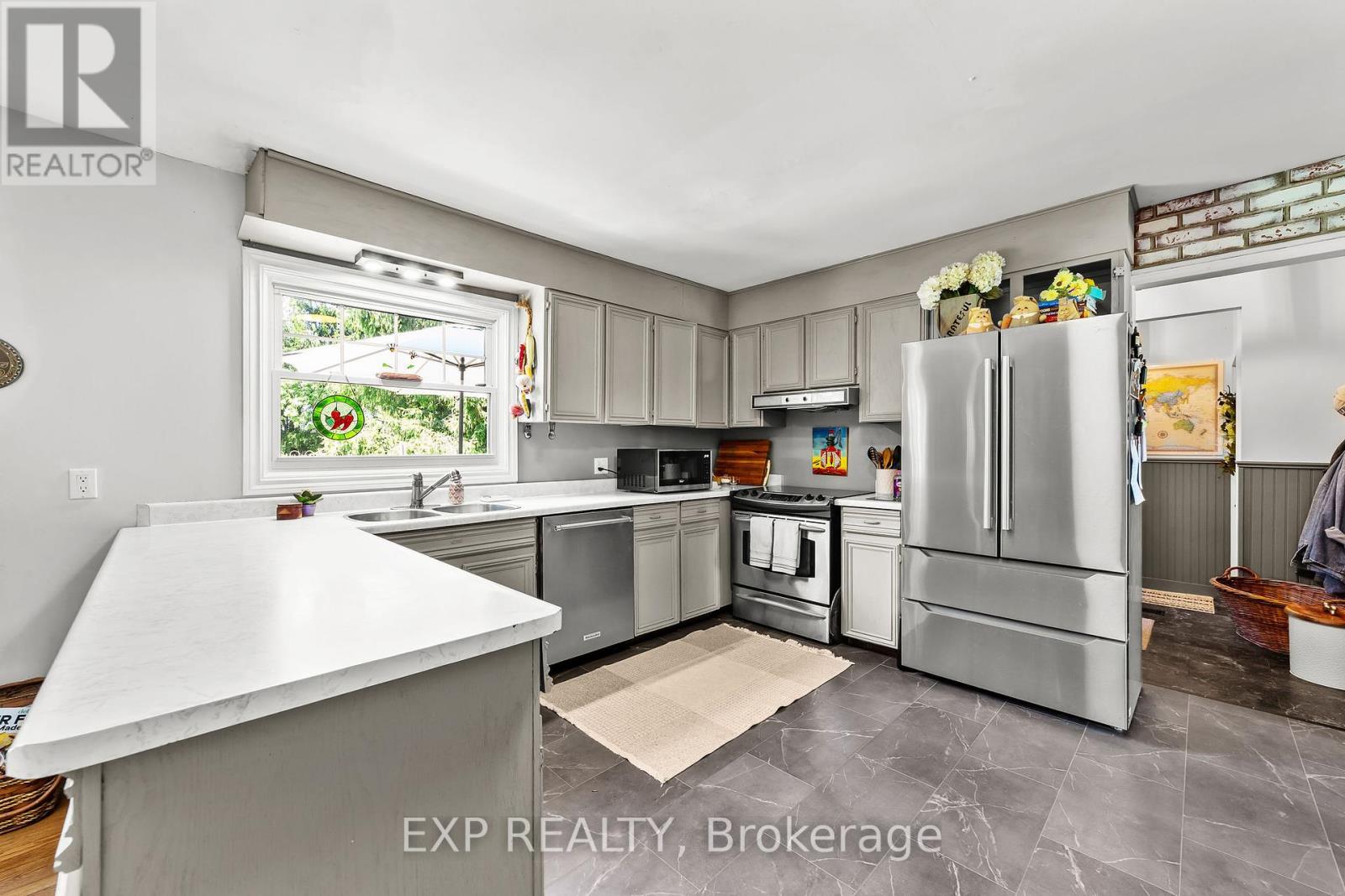 5855 Cook Road, Middlesex Centre, Ontario  N6P 1P3 - Photo 14 - X12424987