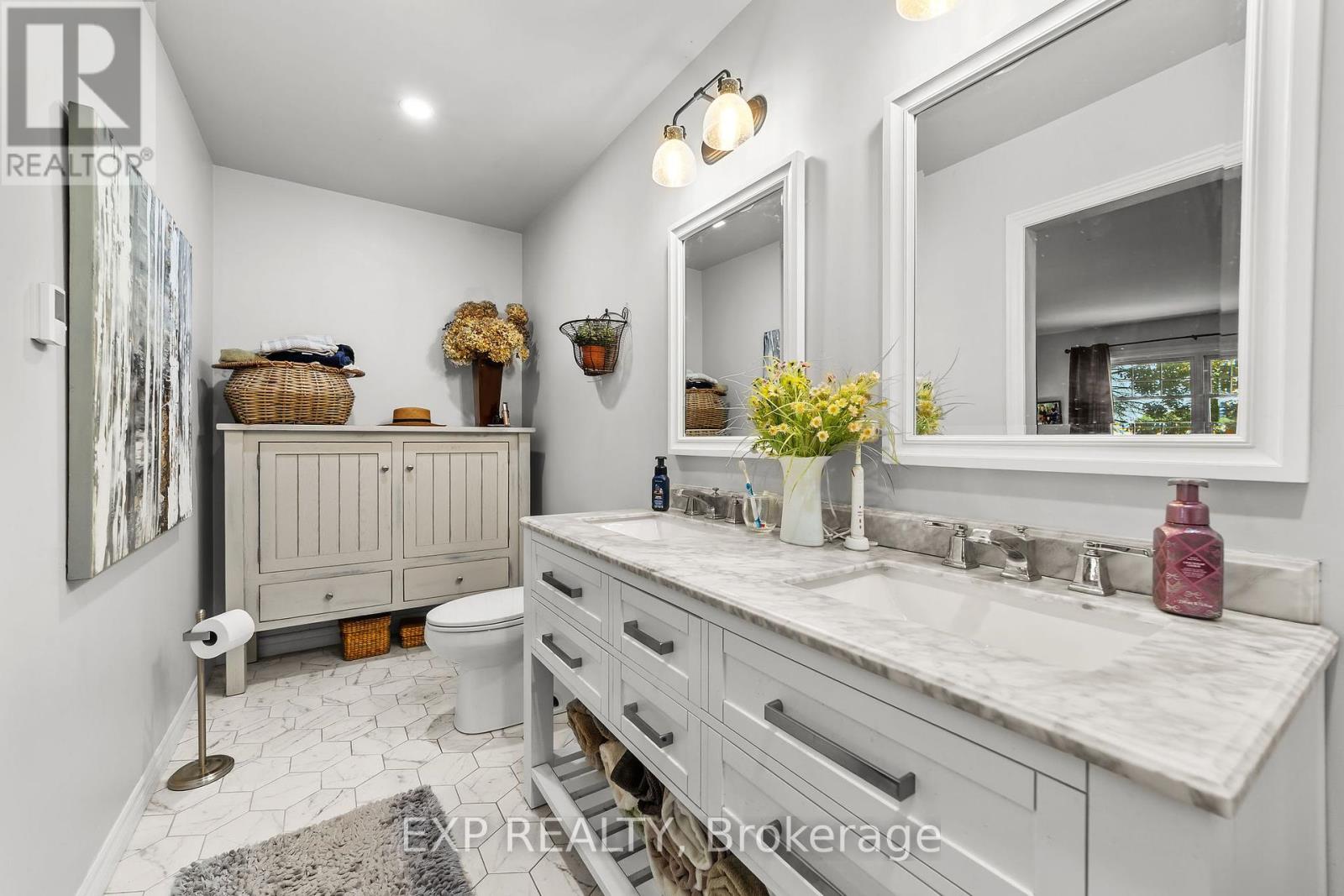 5855 Cook Road, Middlesex Centre, Ontario  N6P 1P3 - Photo 18 - X12424987
