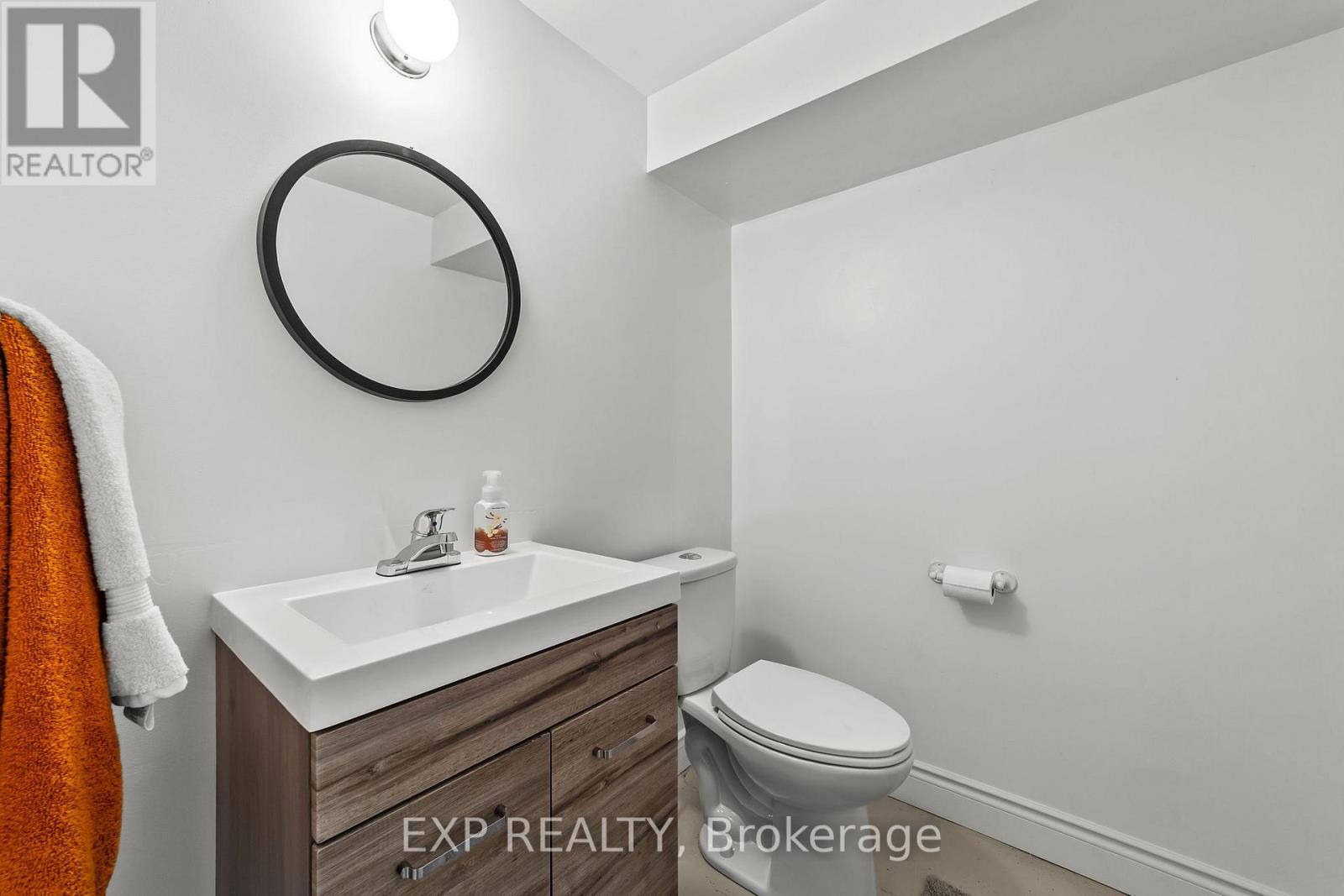5855 Cook Road, Middlesex Centre, Ontario  N6P 1P3 - Photo 24 - X12424987