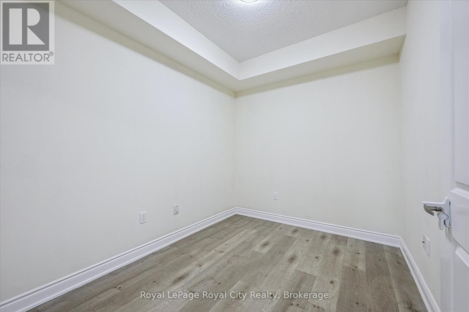 418 - 1077 Gordon Street, Guelph, Ontario  N1G 0E3 - Photo 19 - X12425012