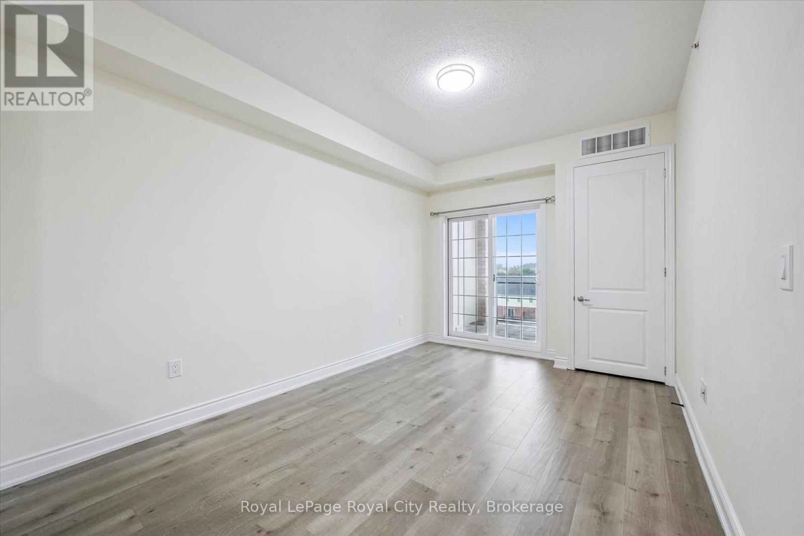 418 - 1077 Gordon Street, Guelph, Ontario  N1G 0E3 - Photo 8 - X12425012