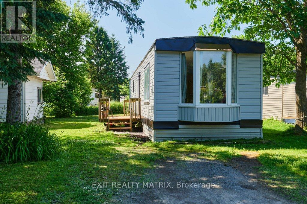 8930 LYNWOOD PARK PRIVATE, Ottawa, Ontario