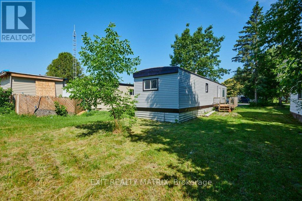 8930 Lynwood Park Private, Ottawa, Ontario  K0A 1V0 - Photo 28 - X12425008