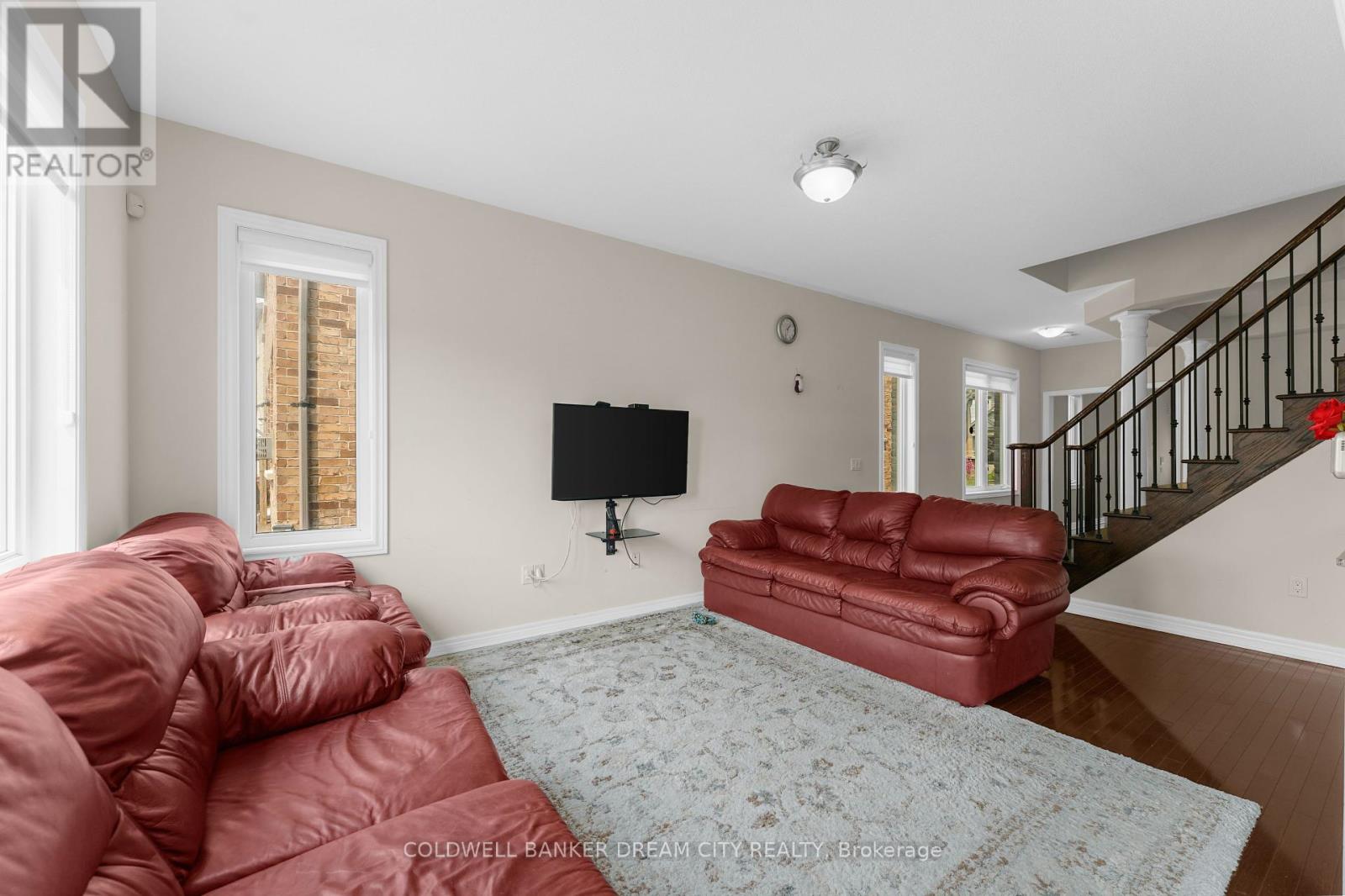 4 Autumn Arbour Road, Caledon, Ontario  L7C 3M7 - Photo 17 - W12424917