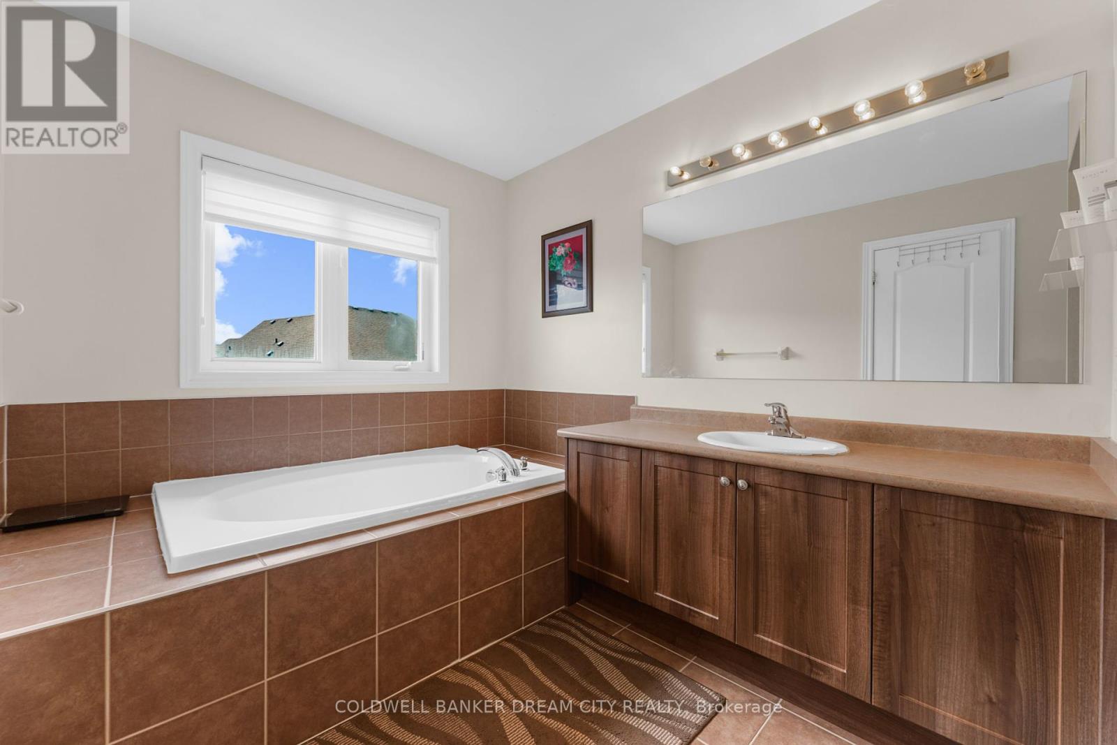 4 Autumn Arbour Road, Caledon, Ontario  L7C 3M7 - Photo 25 - W12424917