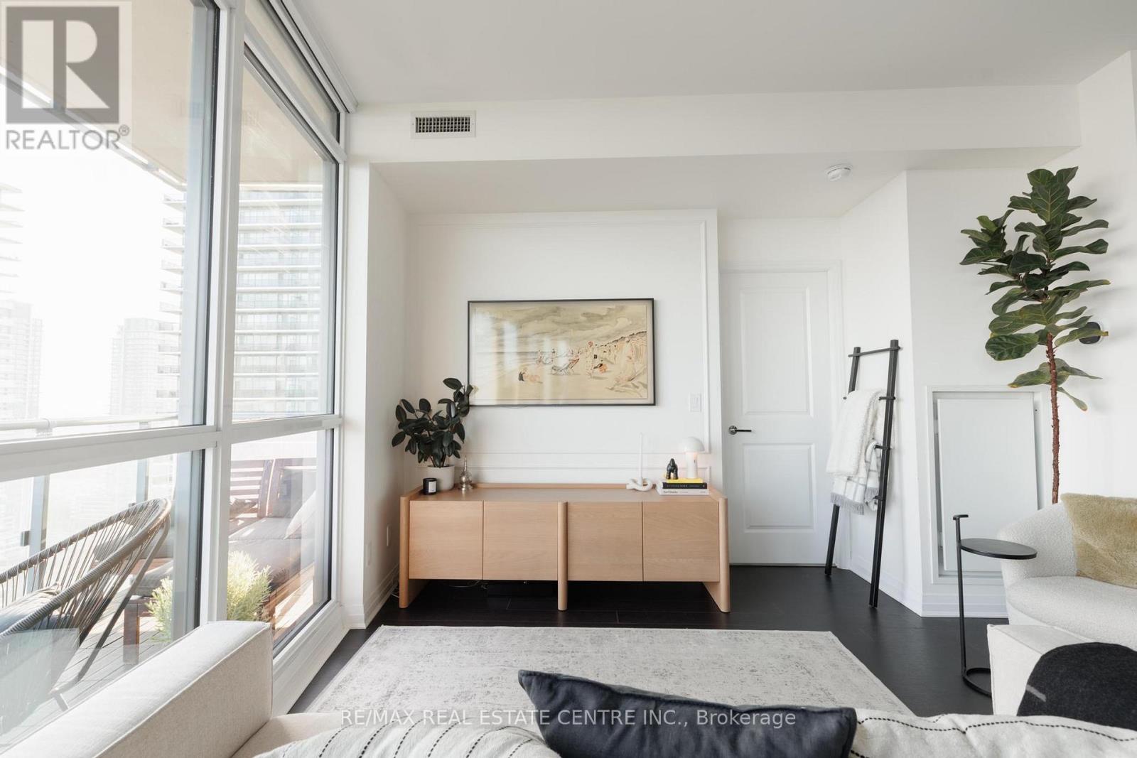 3005 - 59 Annie Craig Drive, Toronto, Ontario  M8V 0C5 - Photo 13 - W12424934