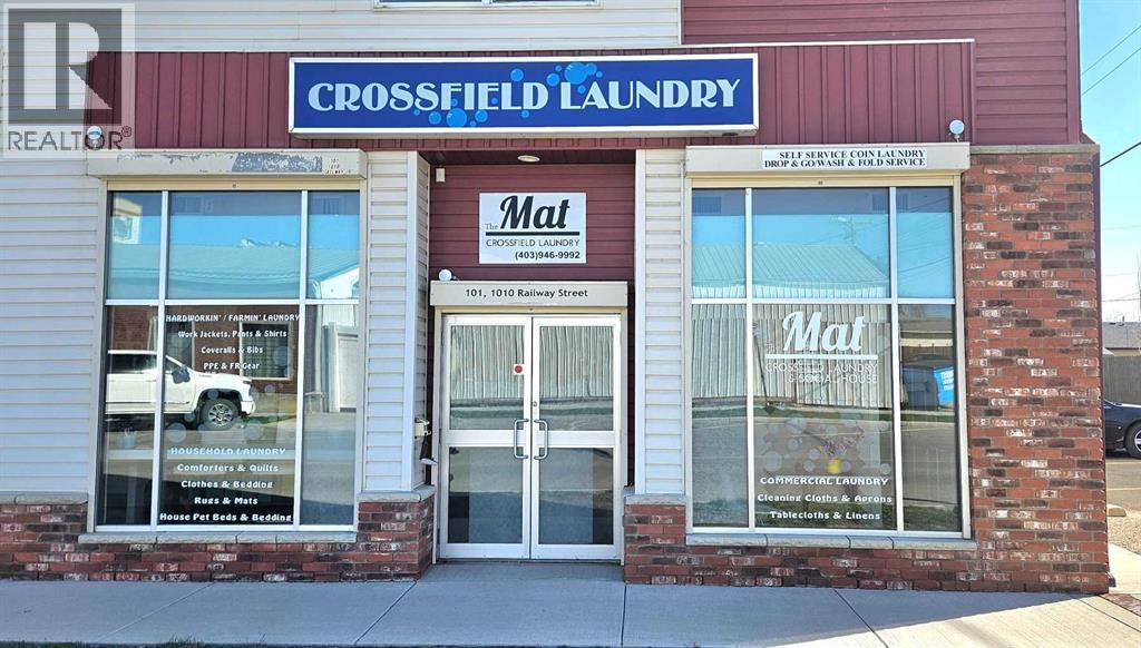 101, 1010 Railway Street, Crossfield, Alberta  T0M 0S0 - Photo 1 - A2218507