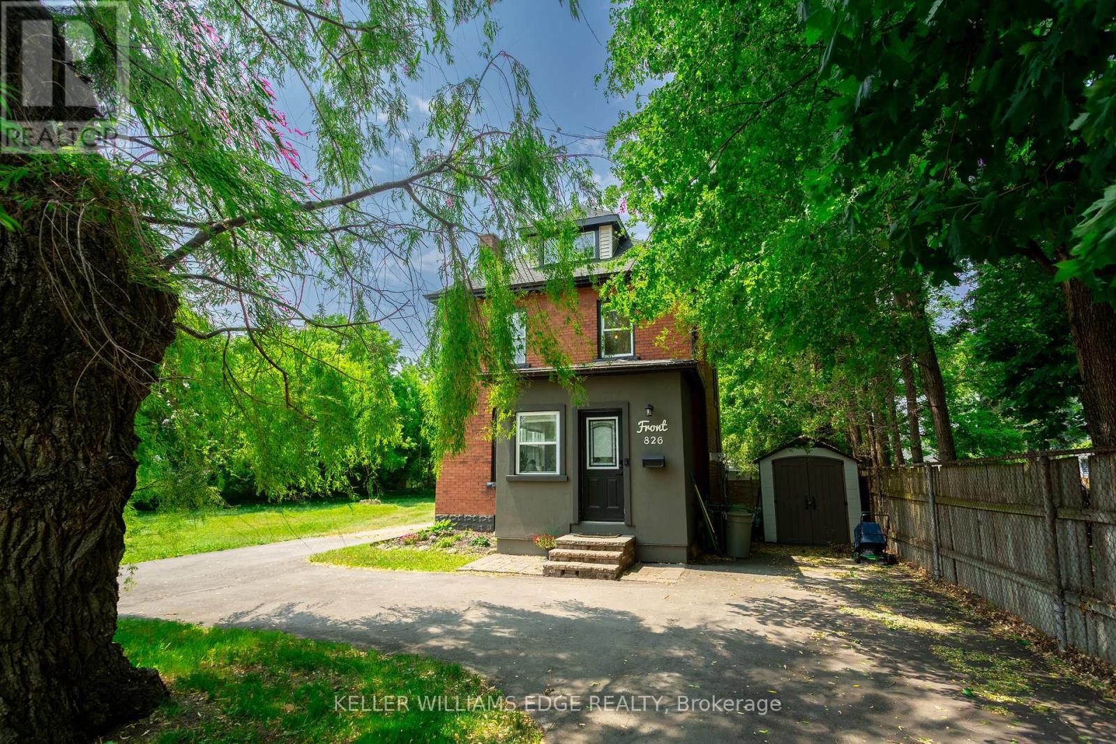 826 BEACH BOULEVARD, Hamilton, Ontario