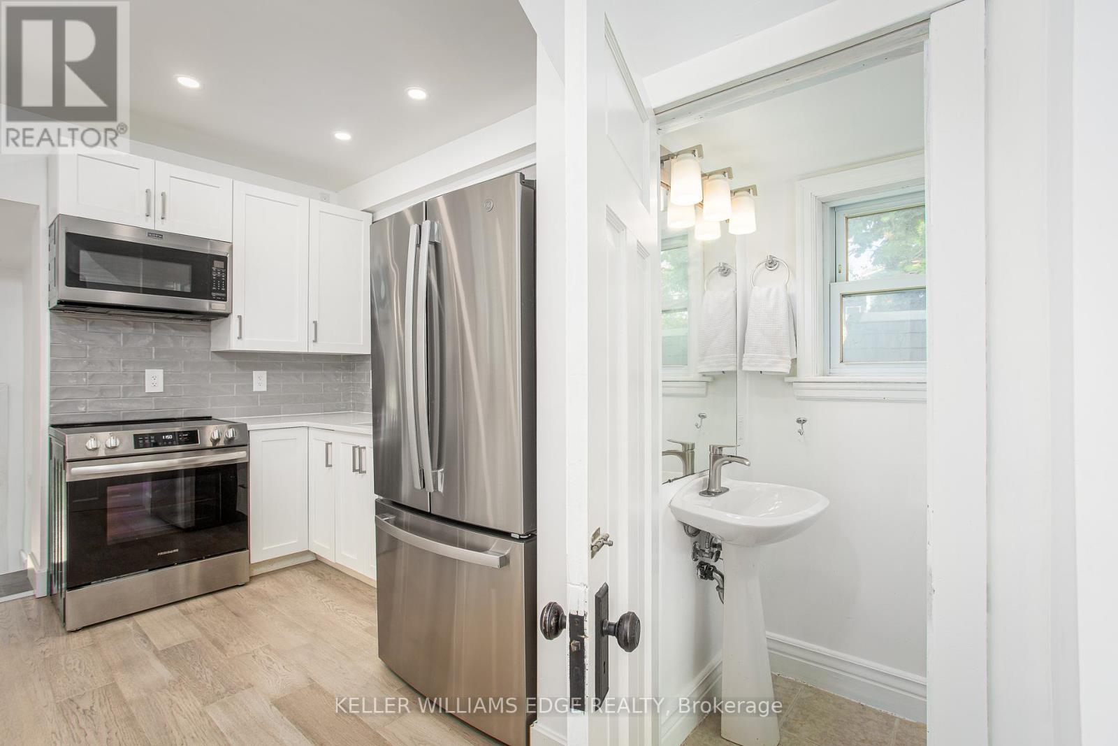 826 Beach Boulevard, Hamilton, Ontario  L8H 6Z4 - Photo 16 - X12424910