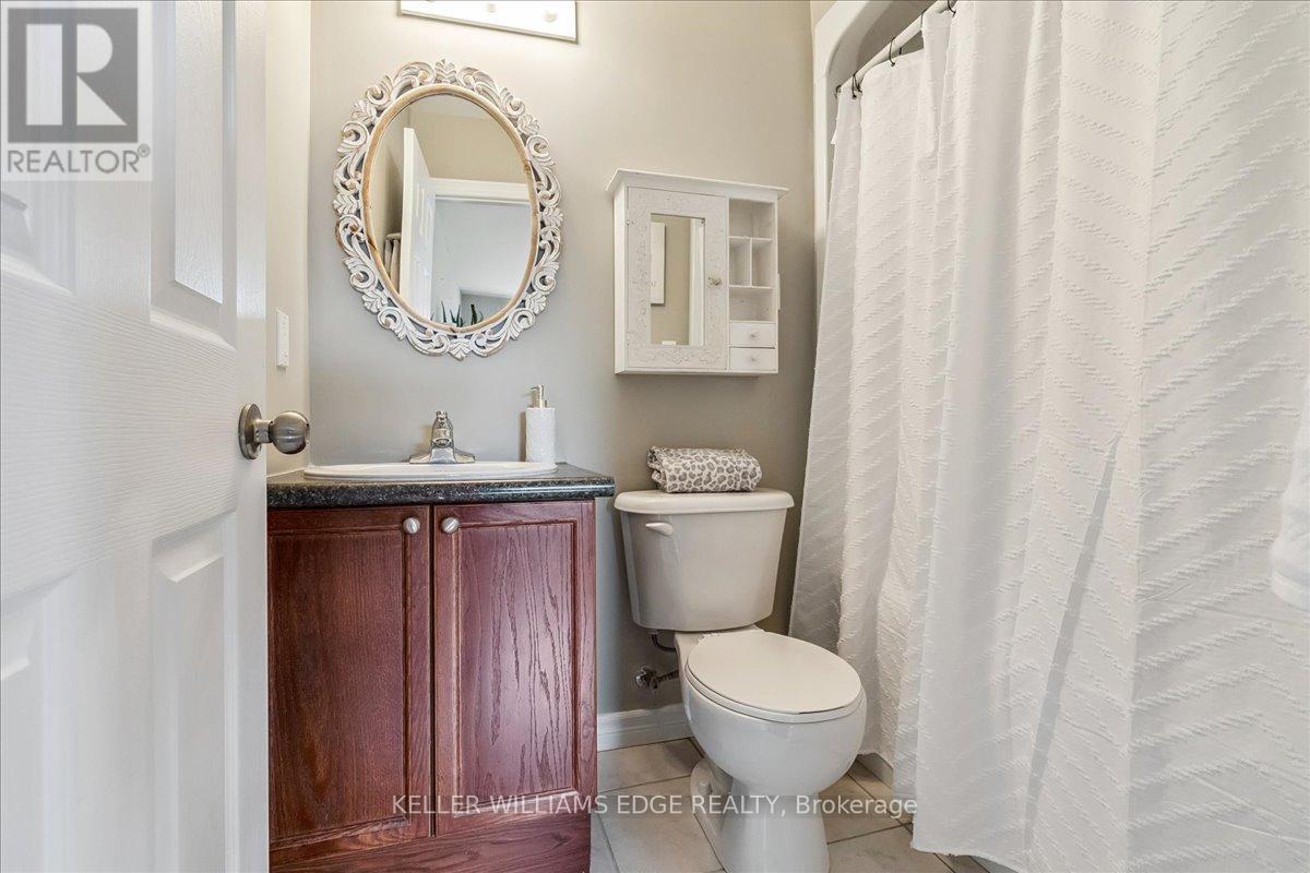 35 Pettit Street, Hamilton, Ontario  L8E 5V7 - Photo 16 - X12424911