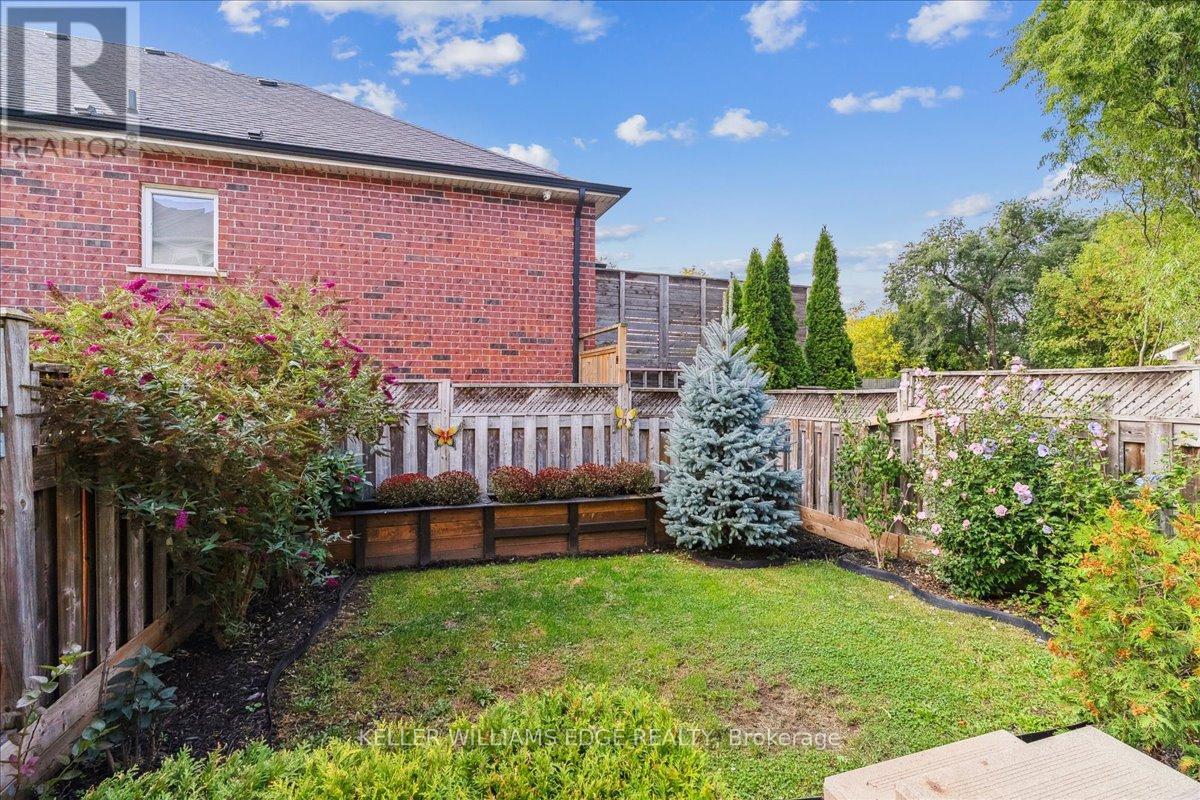 35 Pettit Street, Hamilton, Ontario  L8E 5V7 - Photo 27 - X12424911