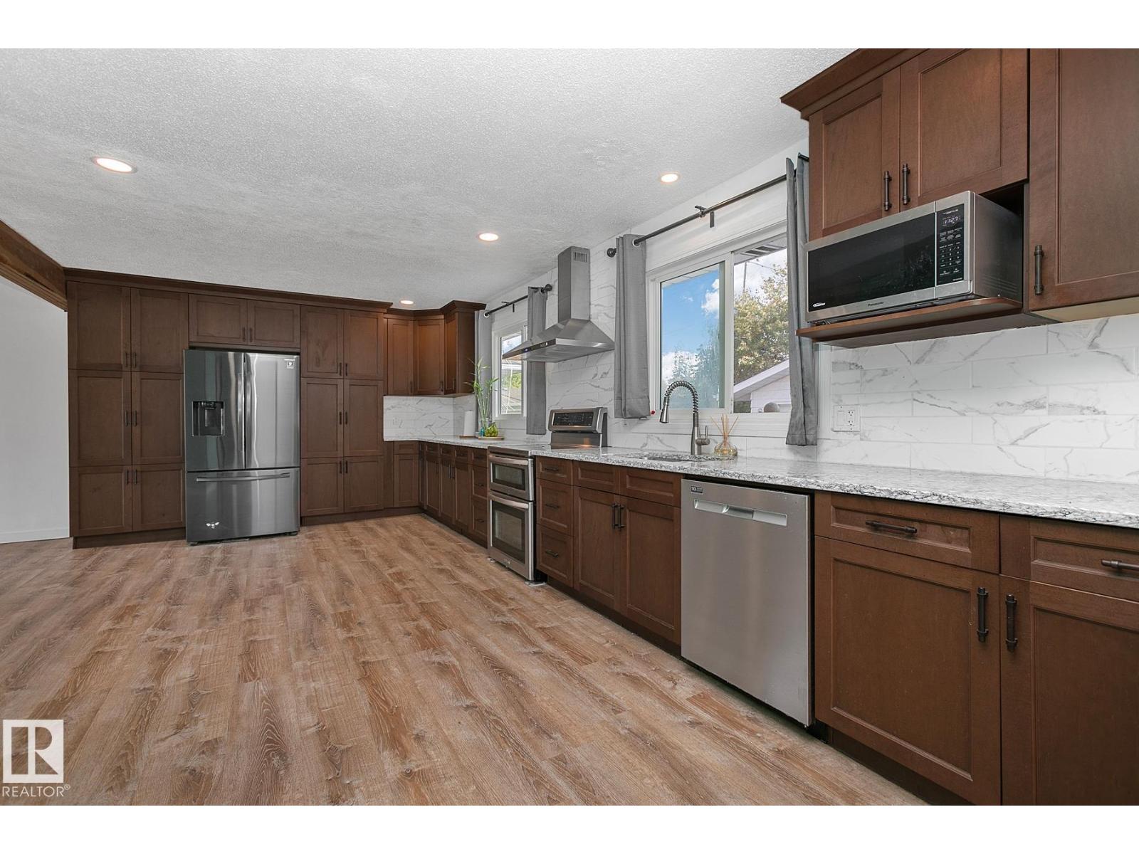 3 Wilson Cr, Sherwood Park, Alberta  T8A 3L1 - Photo 4 - E4459296