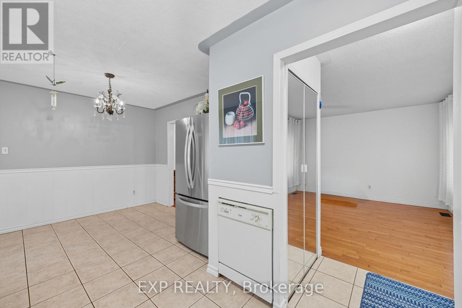 981 Jalna Boulevard, London South, Ontario  N6E 2R2 - Photo 19 - X12401765