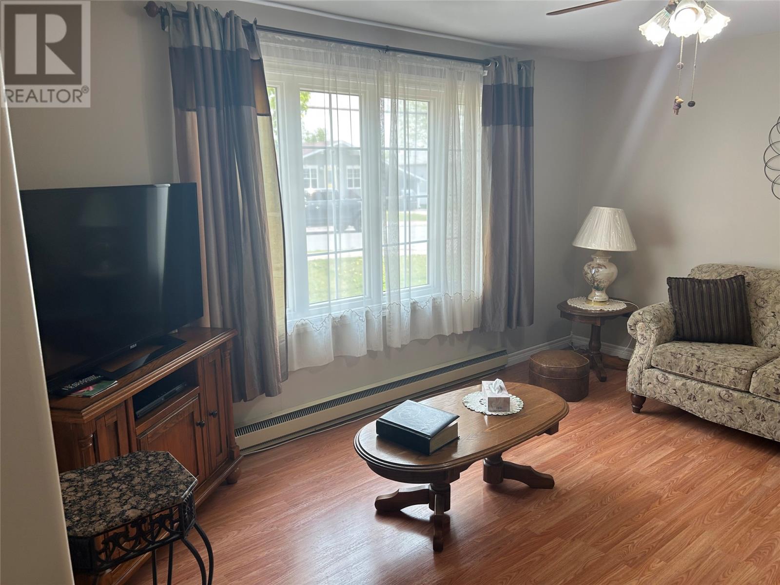 37 Premier Drive, Lewisporte, Newfoundland & Labrador  A0G 3A0 - Photo 7 - 1286235