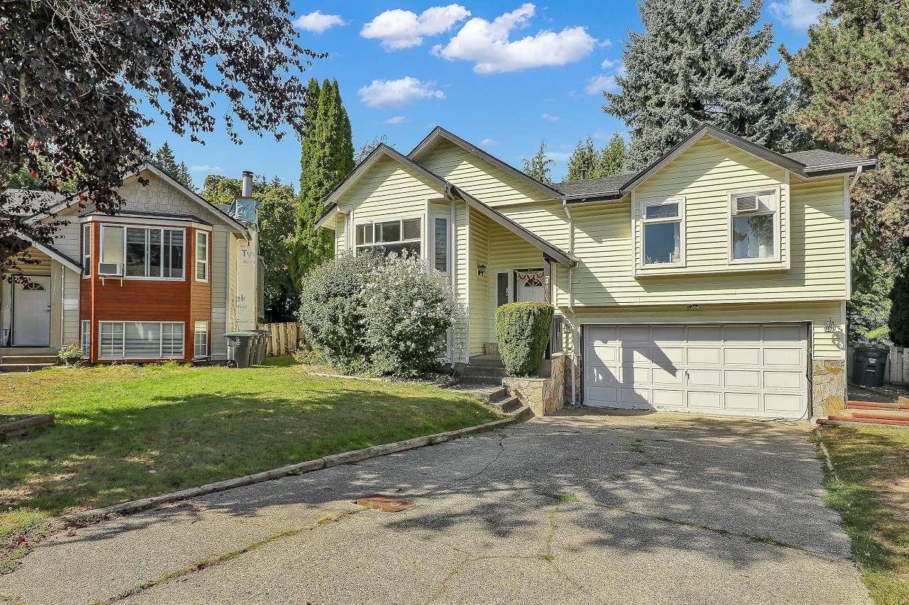 8063 138a Street, Surrey, British Columbia  V3W 9B3 - Photo 2 - R3051409