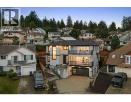 2289 CAPE HORN, Coquitlam, British Columbia