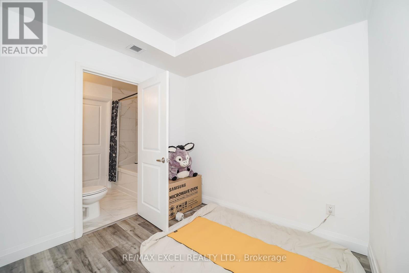1205 - 220 Victoria Street, Toronto, Ontario  M5B 2R6 - Photo 17 - C12424976