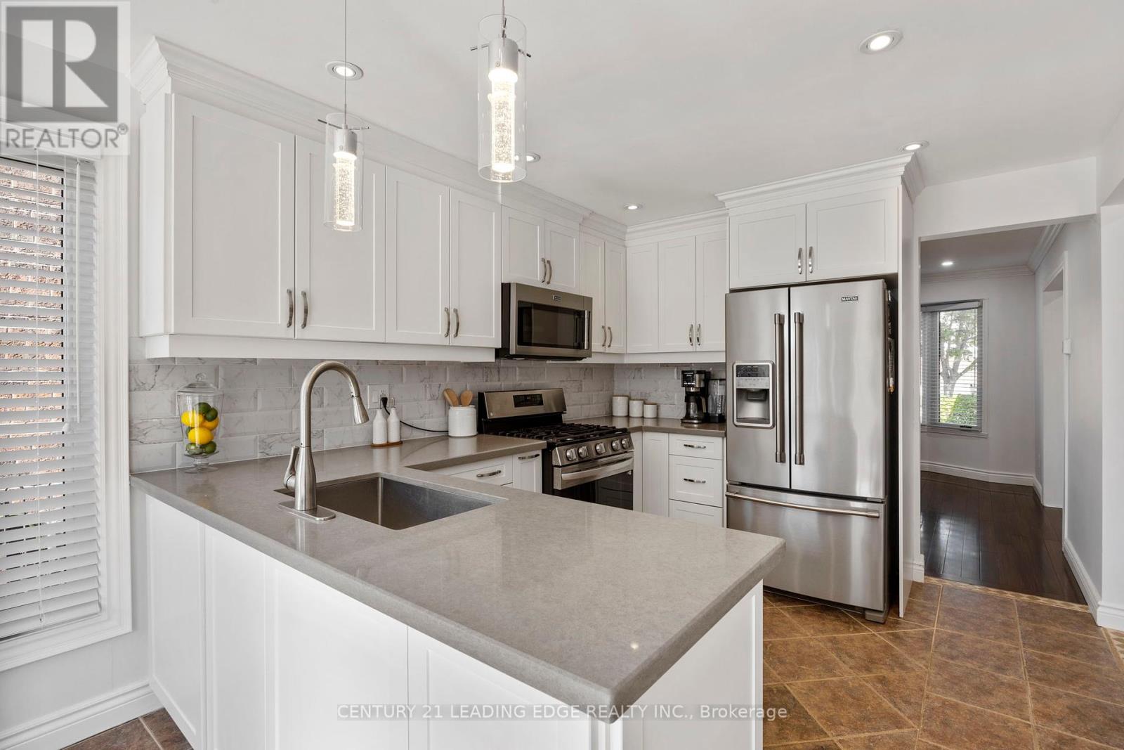 1211 Bridge Gate Crescent, Pickering, Ontario  L1X 1A3 - Photo 16 - E12424975