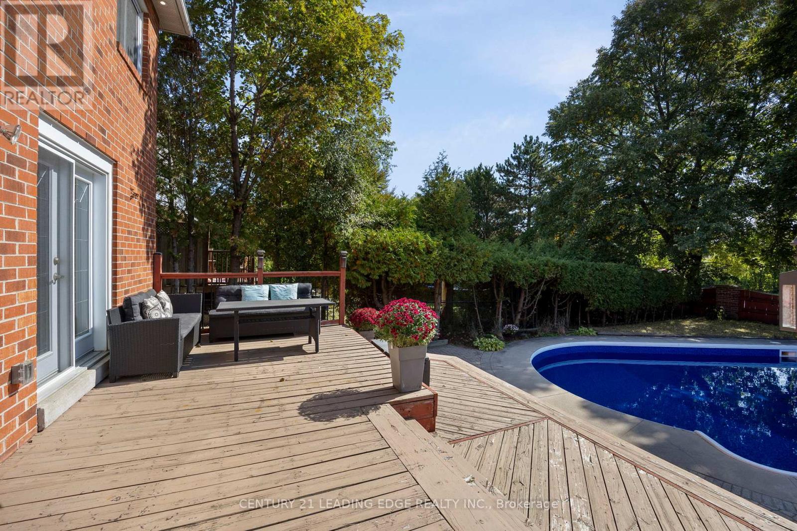 1211 Bridge Gate Crescent, Pickering, Ontario  L1X 1A3 - Photo 32 - E12424975