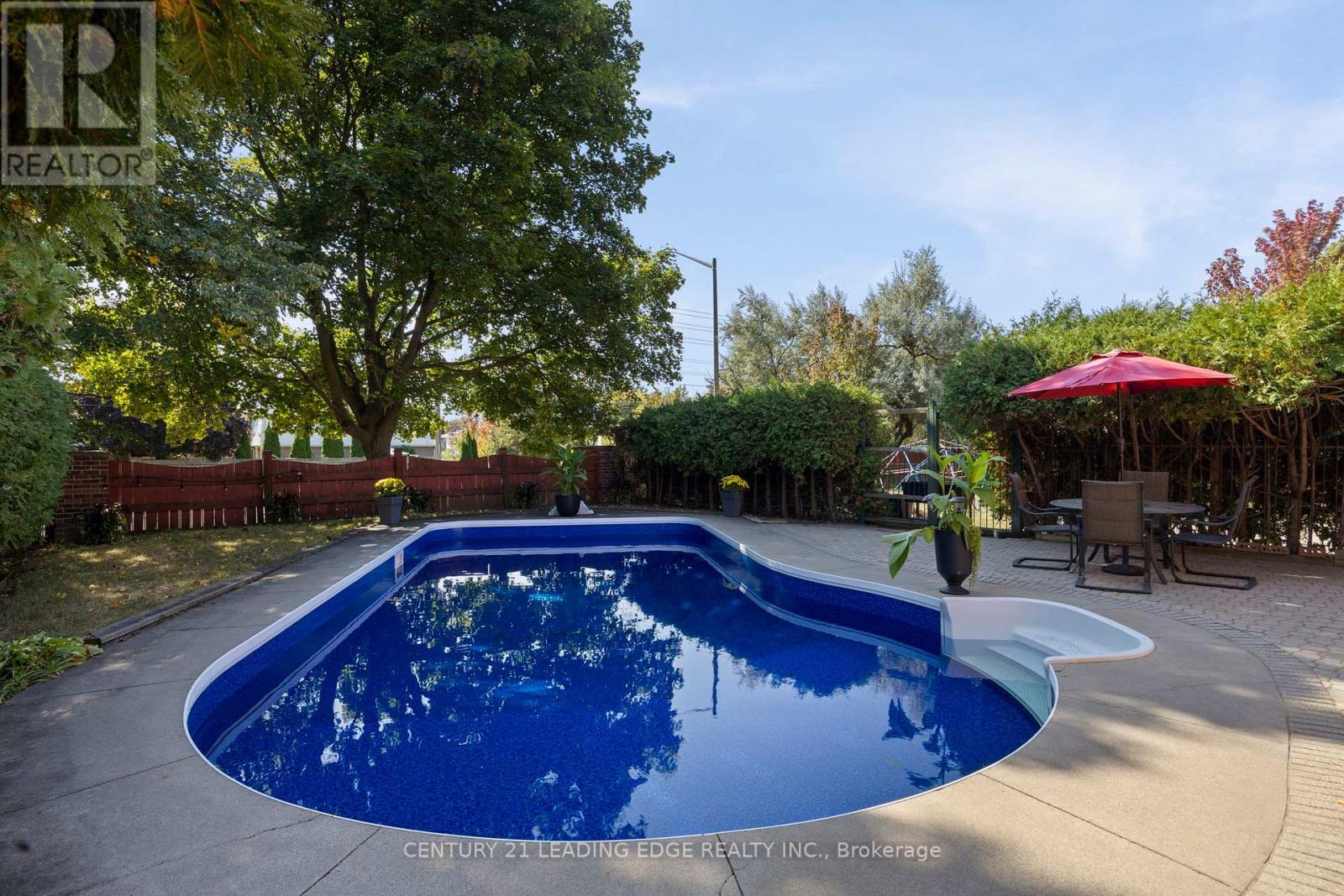 1211 Bridge Gate Crescent, Pickering, Ontario  L1X 1A3 - Photo 34 - E12424975