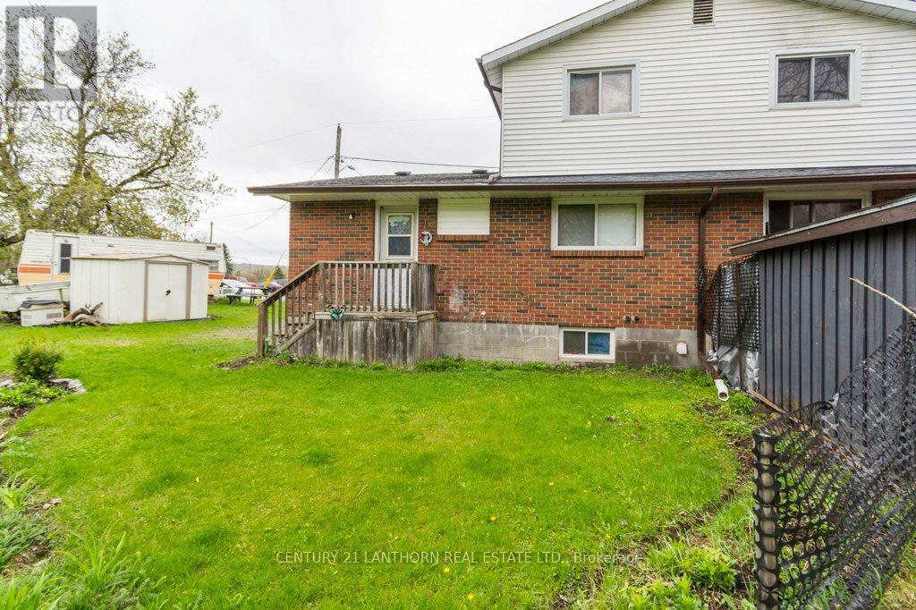 87-89 Scott Avenue, Quinte West (Frankford Ward), Ontario  K0K 2C0 - Photo 10 - X12130920
