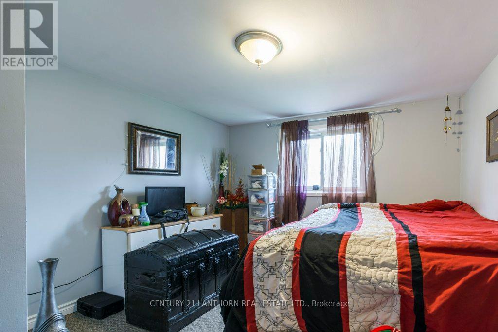 87-89 Scott Avenue, Quinte West (Frankford Ward), Ontario  K0K 2C0 - Photo 19 - X12130920