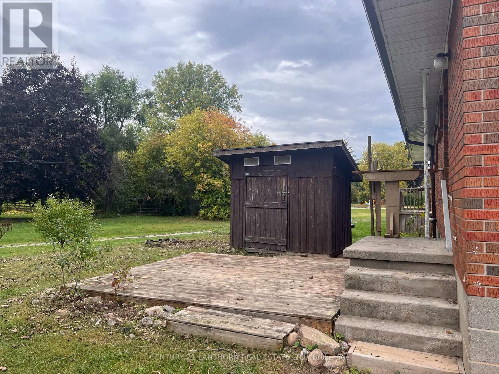 87-89 Scott Avenue, Quinte West (Frankford Ward), Ontario  K0K 2C0 - Photo 27 - X12130920