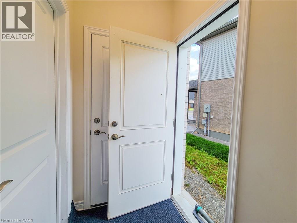 7387 Sherrilee Crescent, Niagara Falls, Ontario  L2H 3T4 - Photo 4 - 40773335