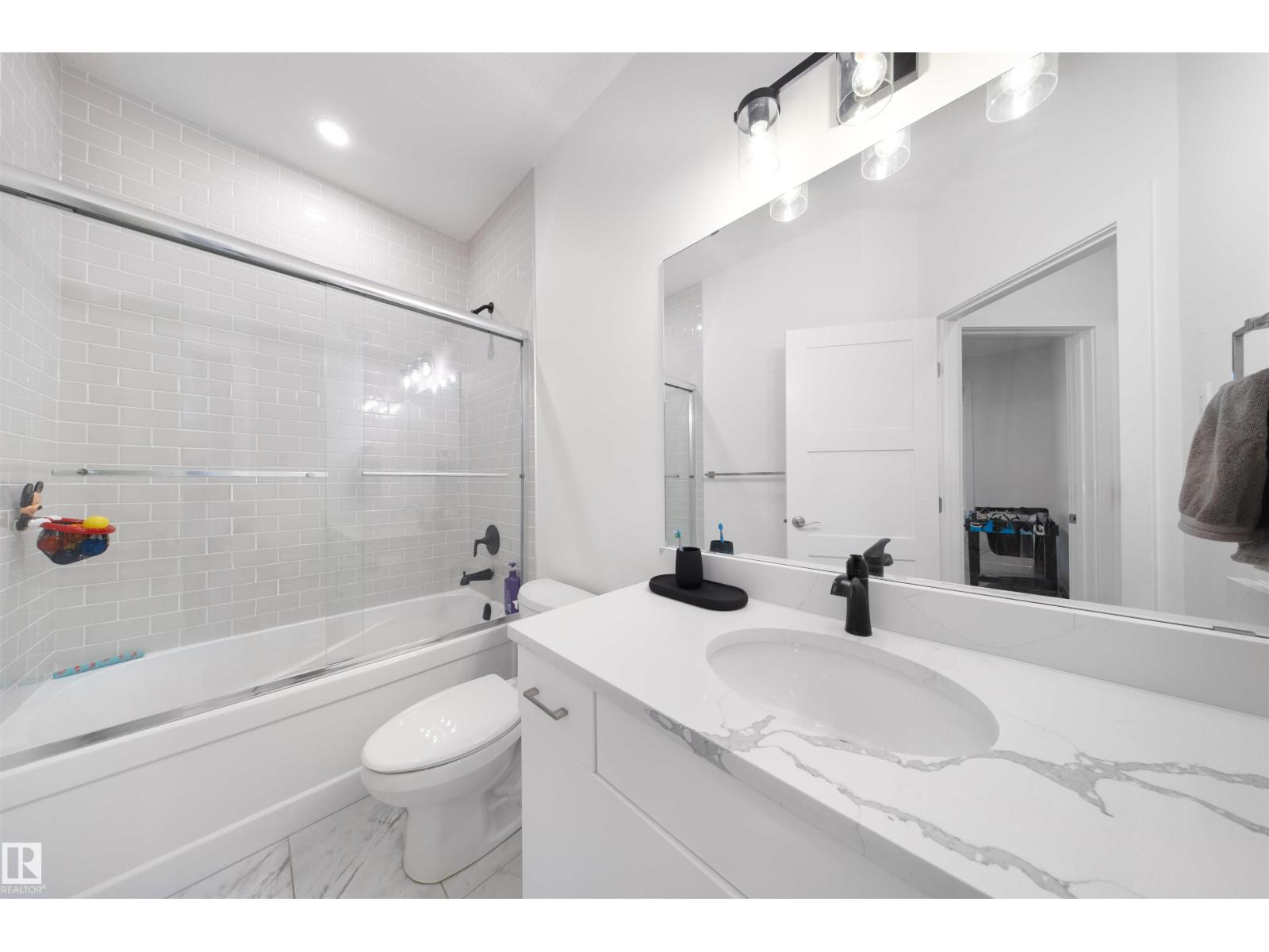 11204 & 11206 55 Av Nw, Edmonton, Alberta  T6H 0X1 - Photo 14 - E4458788